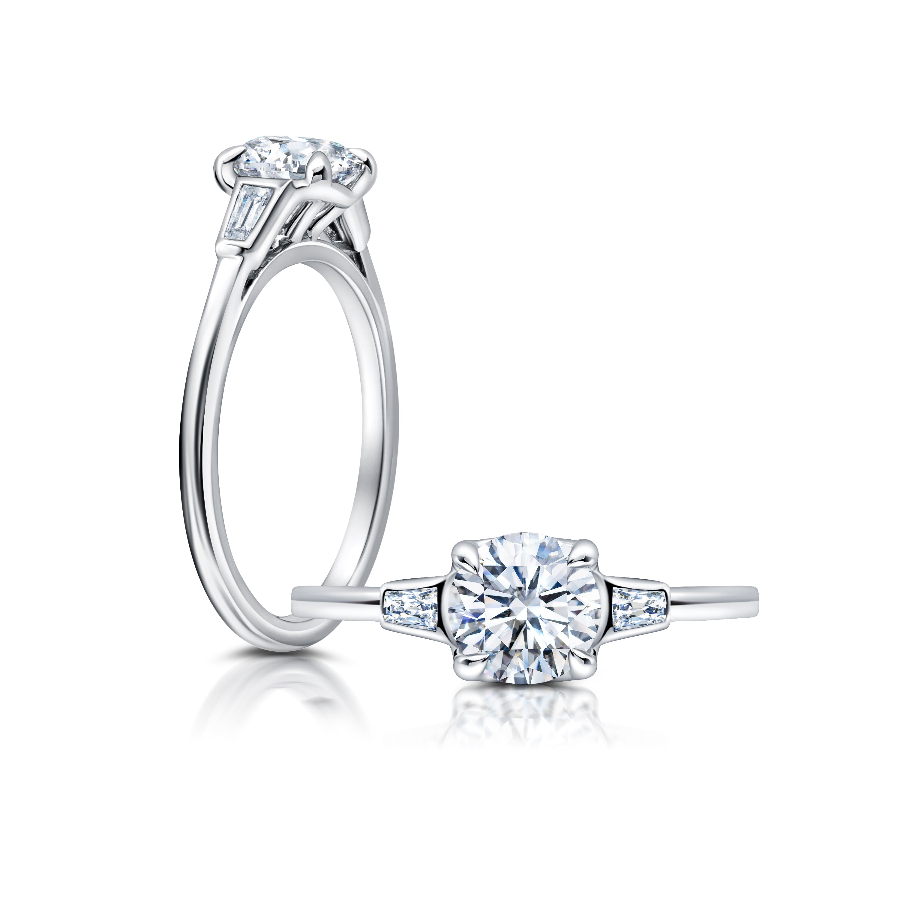 This playful ring features a flower-shaped halo with a sparkling round center WSM690_4DiaW