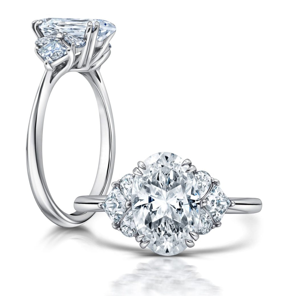 Peter Storm Peter adds a modern flair to this cluster three stone ring WSM696_4DIAW  WSM696_4DIAW
