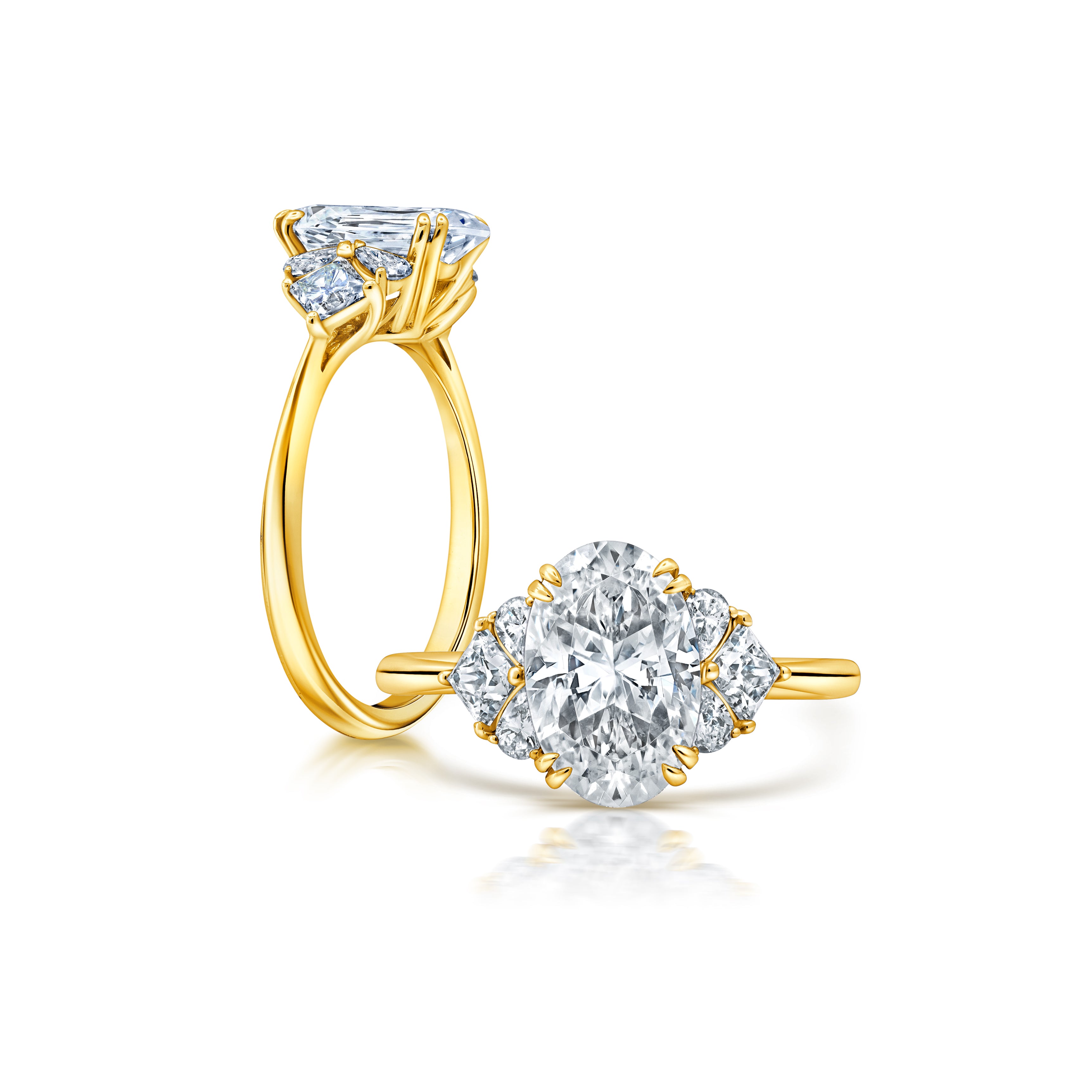 Peter adds a modern flair to this cluster three stone ring WSM696_4DIAY
