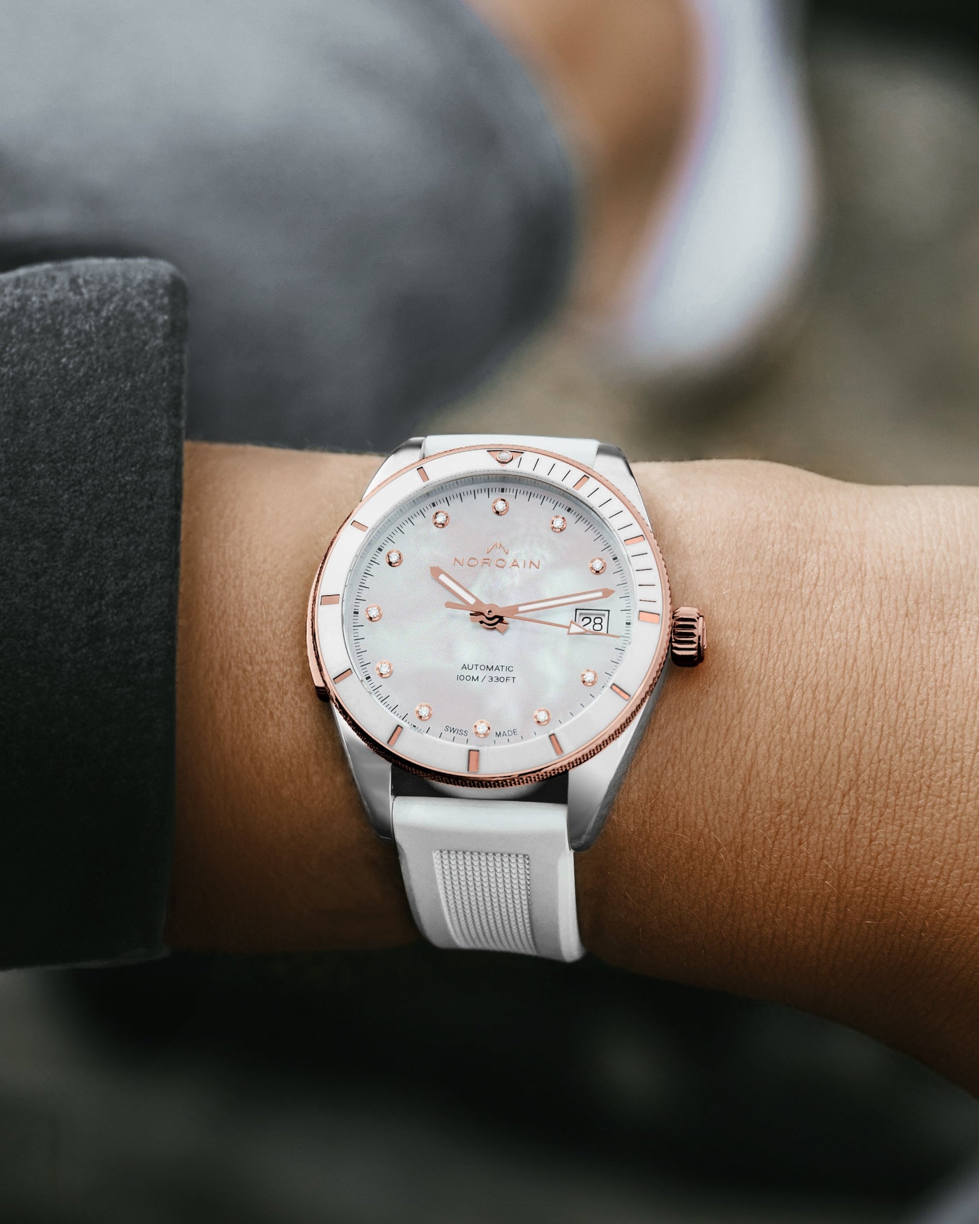 NORQAIN  Adventure Sport 37Mm N1800CG89GA/W183182S