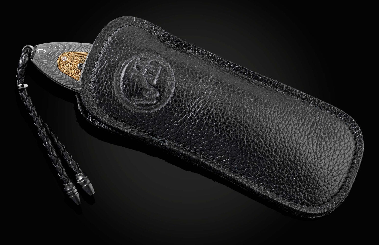 William Henry Folding knife featuring 18K gold scales with inset diamonds B05 SEPKUS