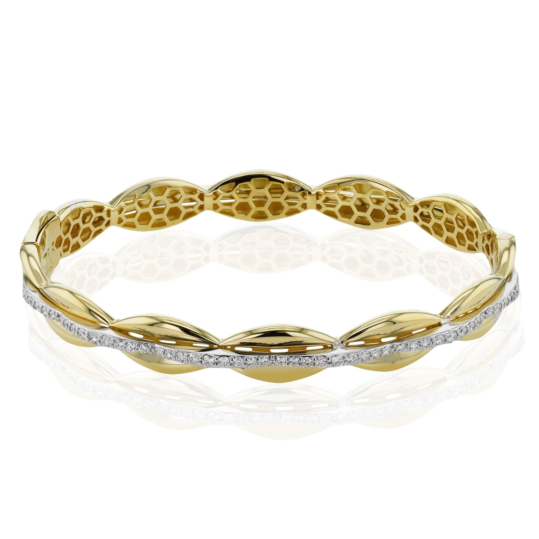 Bangle in 18k Gold with Diamonds