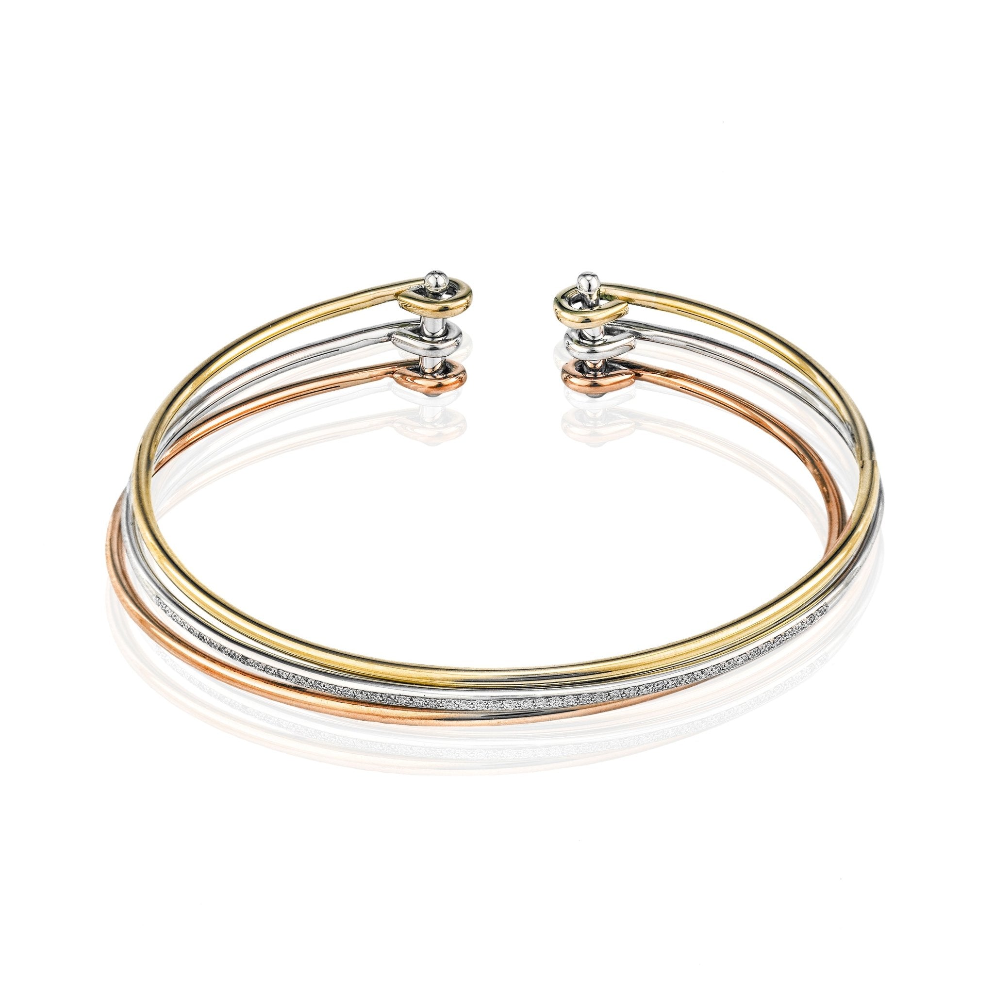 Bangle in 18k Gold with Diamonds
