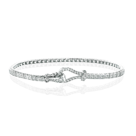 Buckle Bracelet in 18k Gold with Diamonds