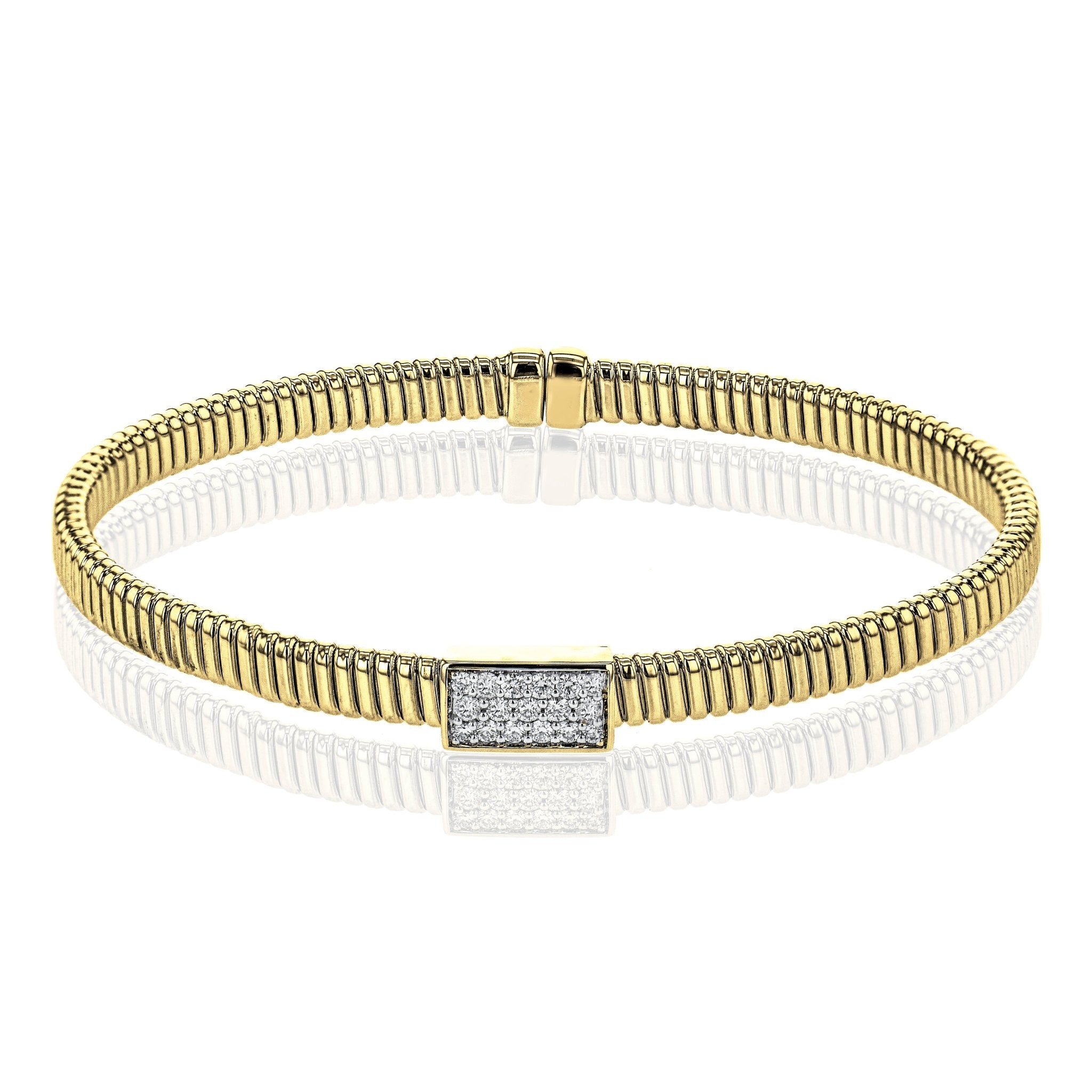 Ribbed Bangle in 18k Gold with Diamonds