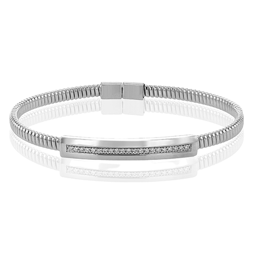 Ribbed Bangle in 18k Gold with Diamonds