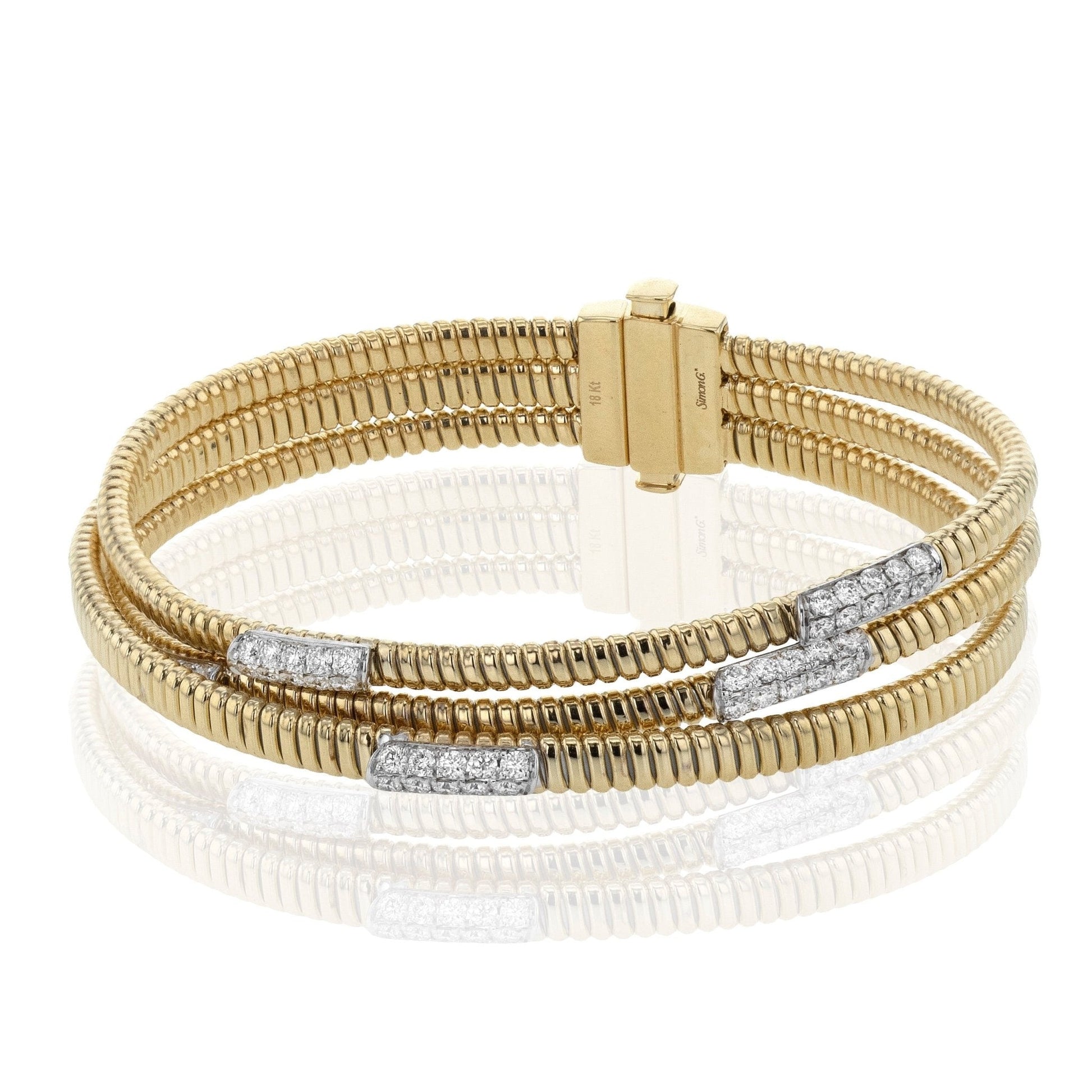 Ribbed Bangle in 18k Gold with Diamonds