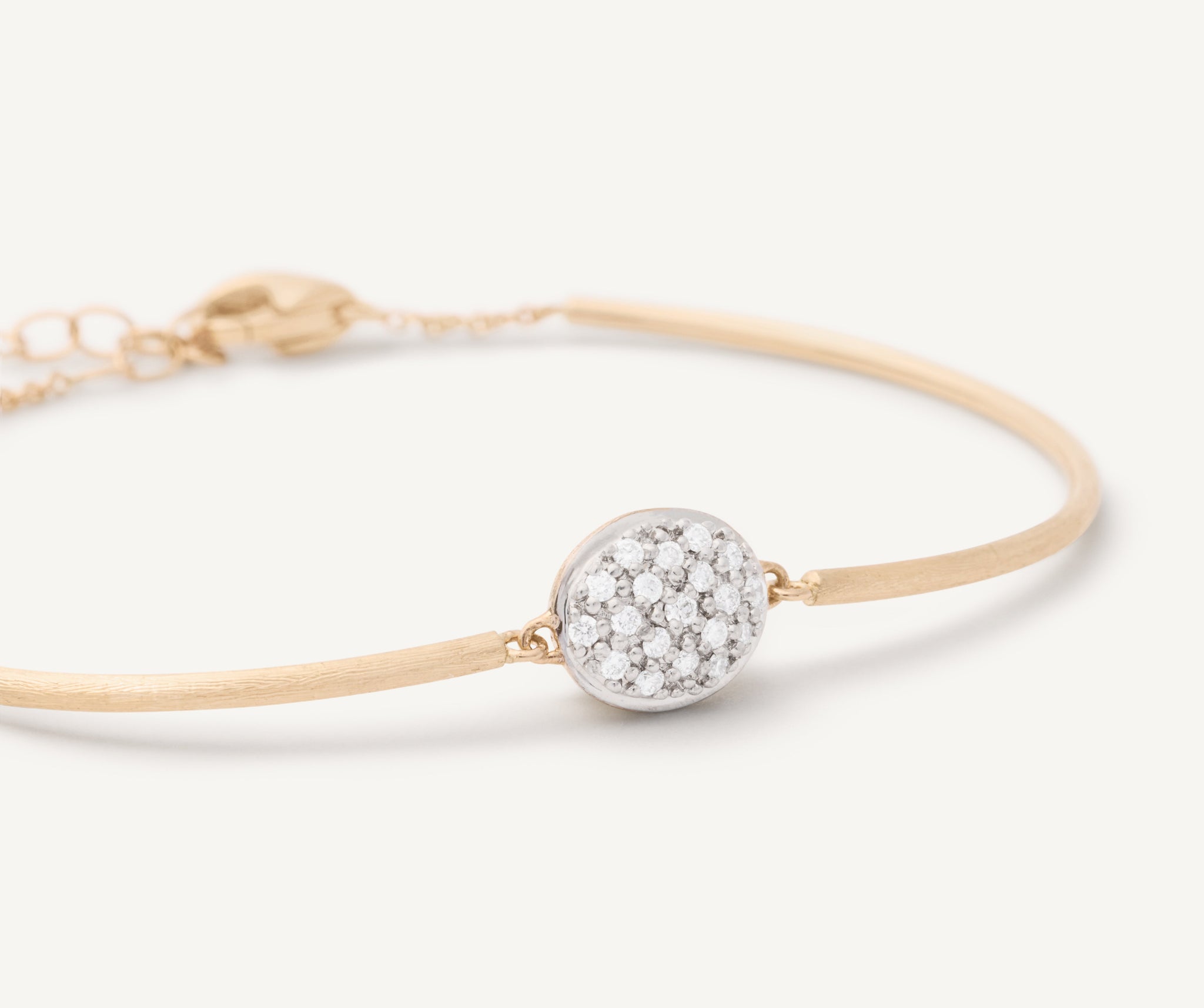 Semi-rigid bracelet