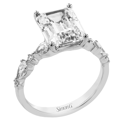 emerald-cut-engagement-ring-in-18k-gold-with-diamonds