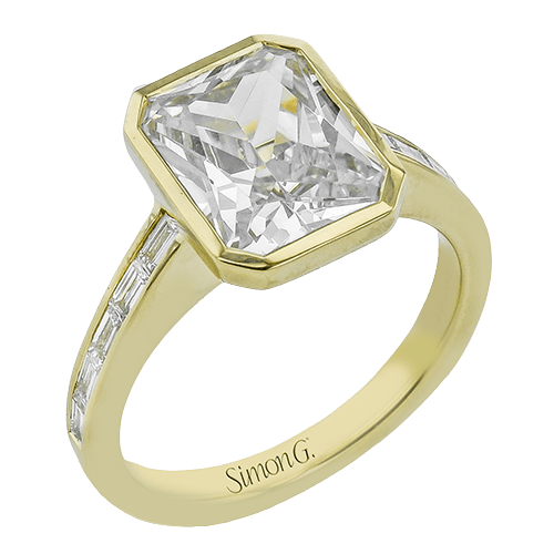 emerald-cut-engagement-ring-in-18k-gold-with-diamonds