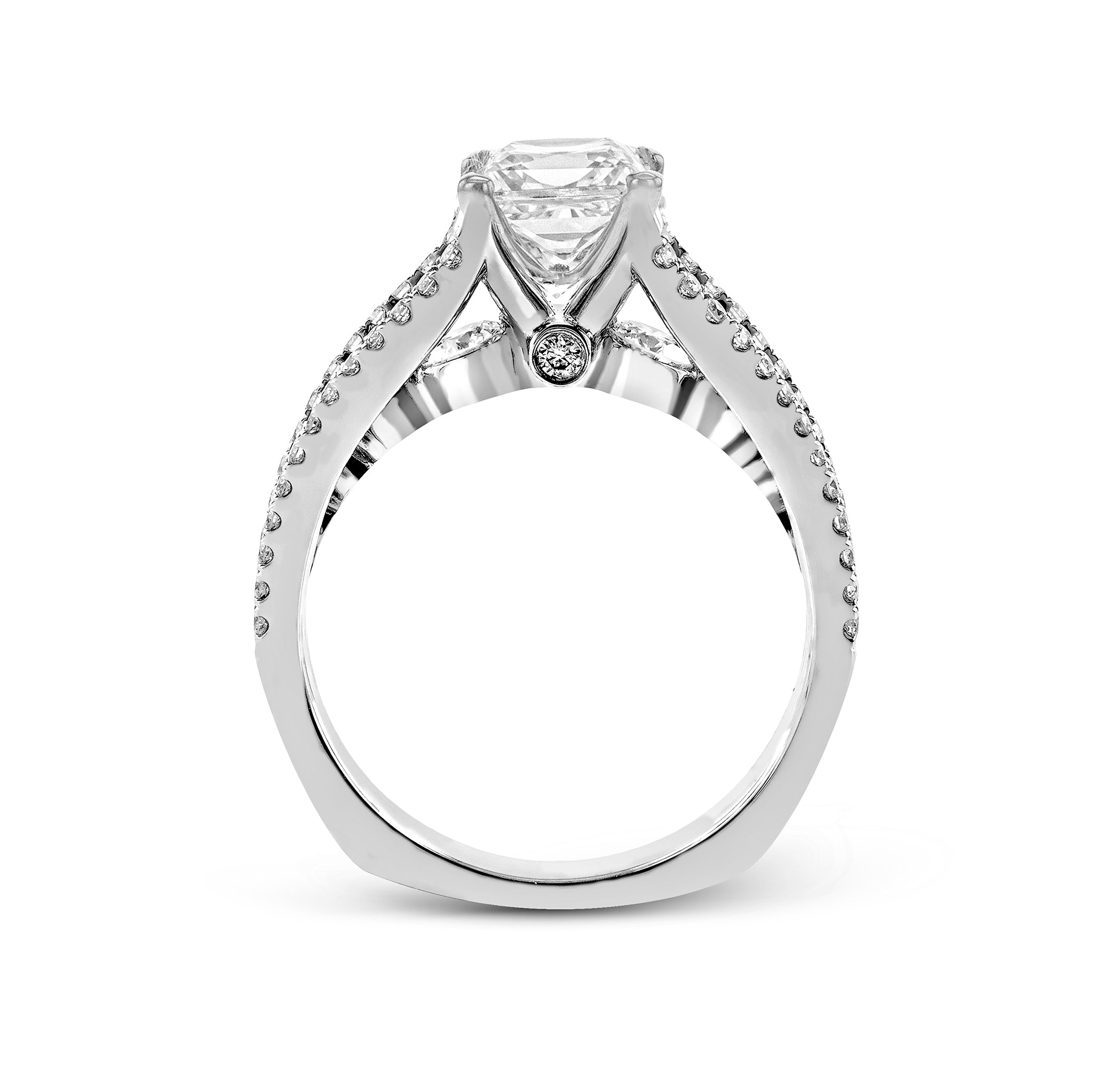 emerald-cut-split-shank-engagement-ring-in-18k-gold-with-diamonds