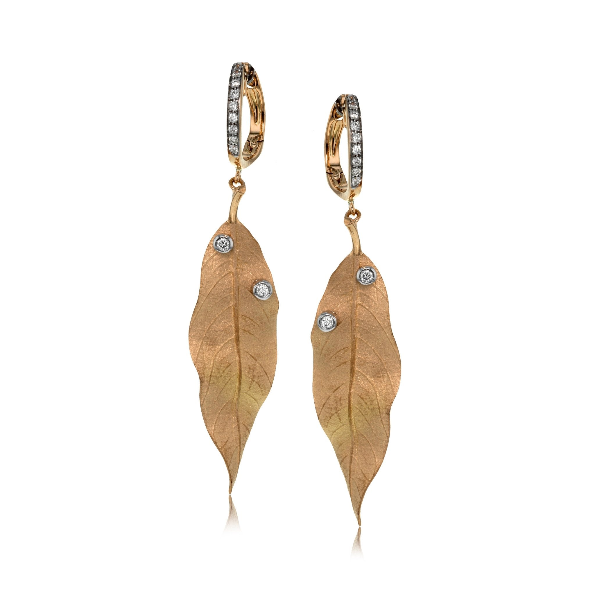 fallen-leaves-earrings-in-18k-gold-with-diamonds DE264