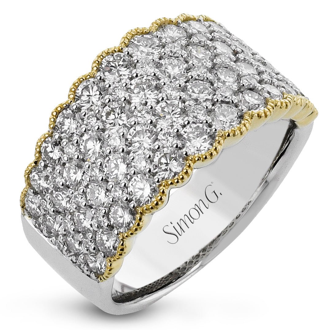 Fashion Ring In 18k Gold With Diamonds