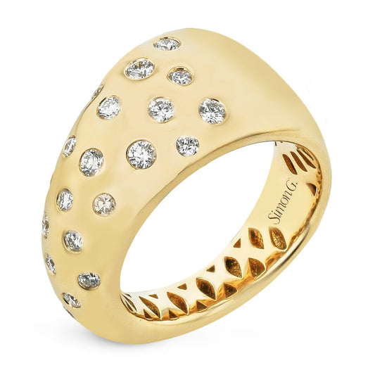 Fashion Ring in 18k Gold with Diamonds