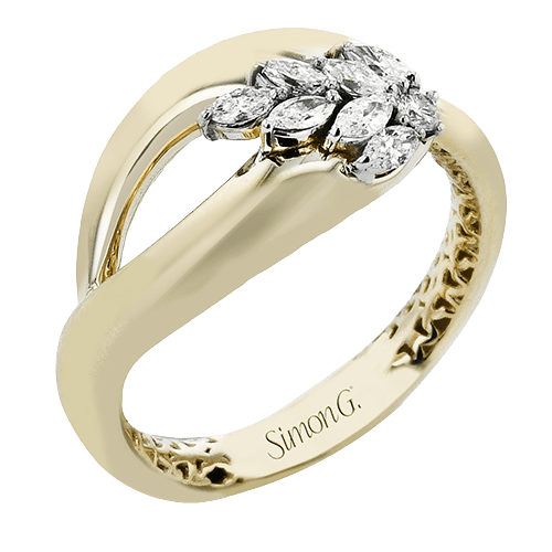Fashion Ring in 18k Gold with Diamonds