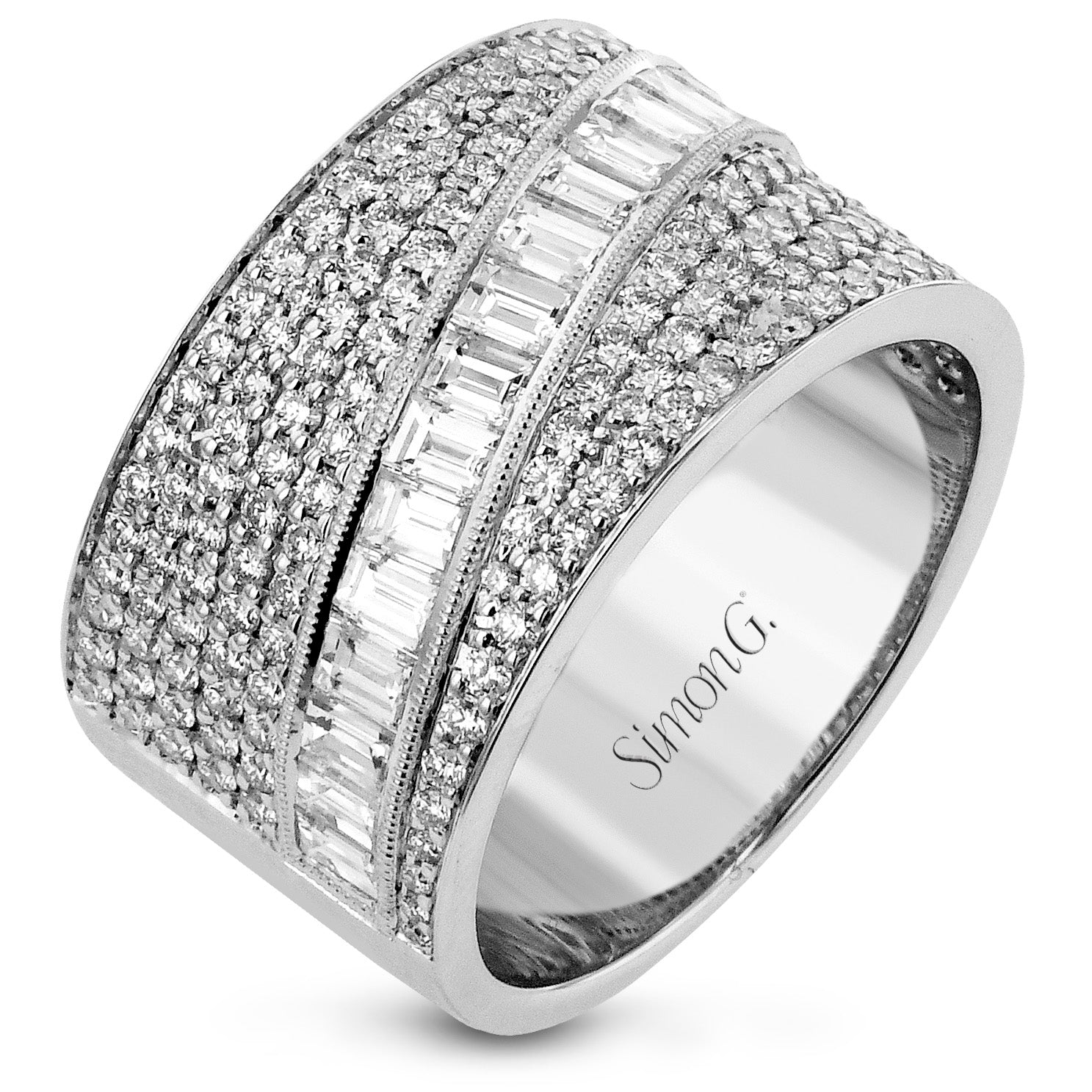 Fashion Ring in 18k Gold with Diamonds