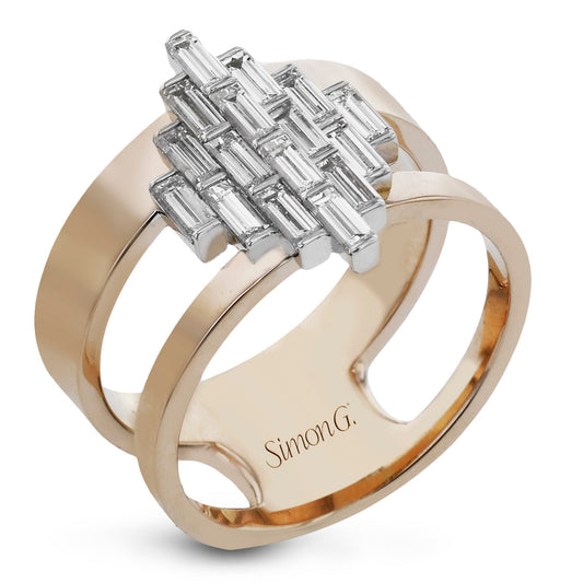 Fashion Ring In 18k Gold With Diamonds