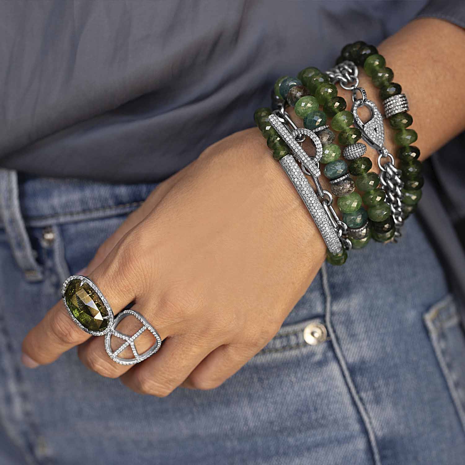 Green Mix Bead Bracelet with Diamond Rondelles - 10mm B0003852