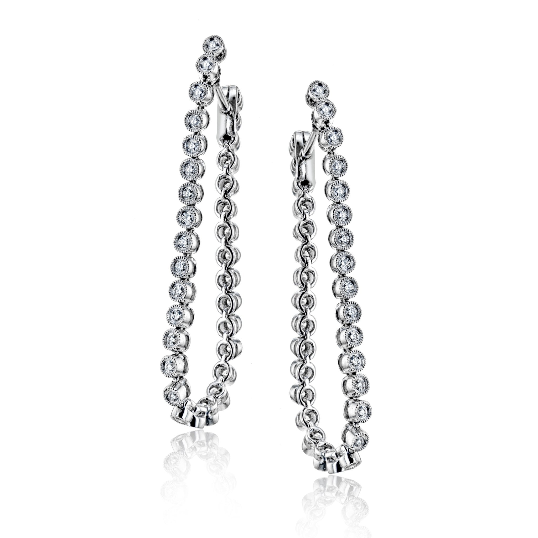 harmonie-hoop-earrings-in-18k-gold-with-diamonds ME2102