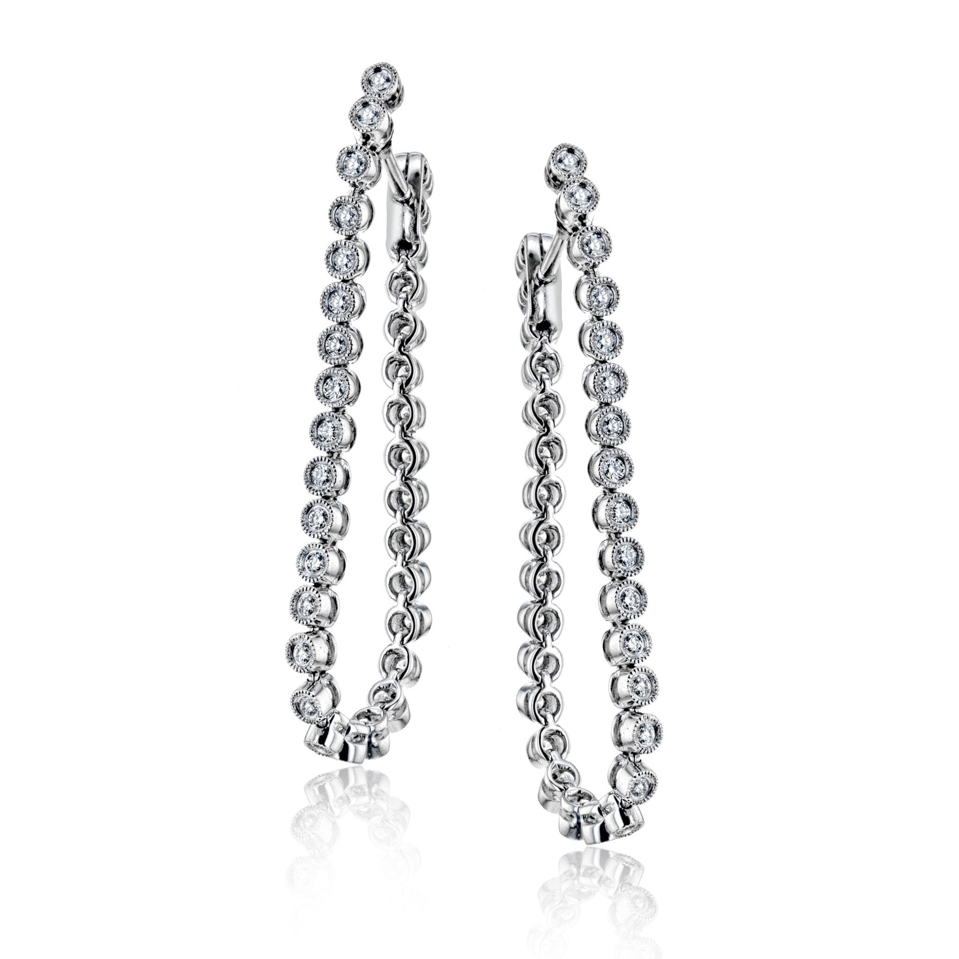 harmonie-hoop-earrings-in-18k-gold-with-diamonds ME2102