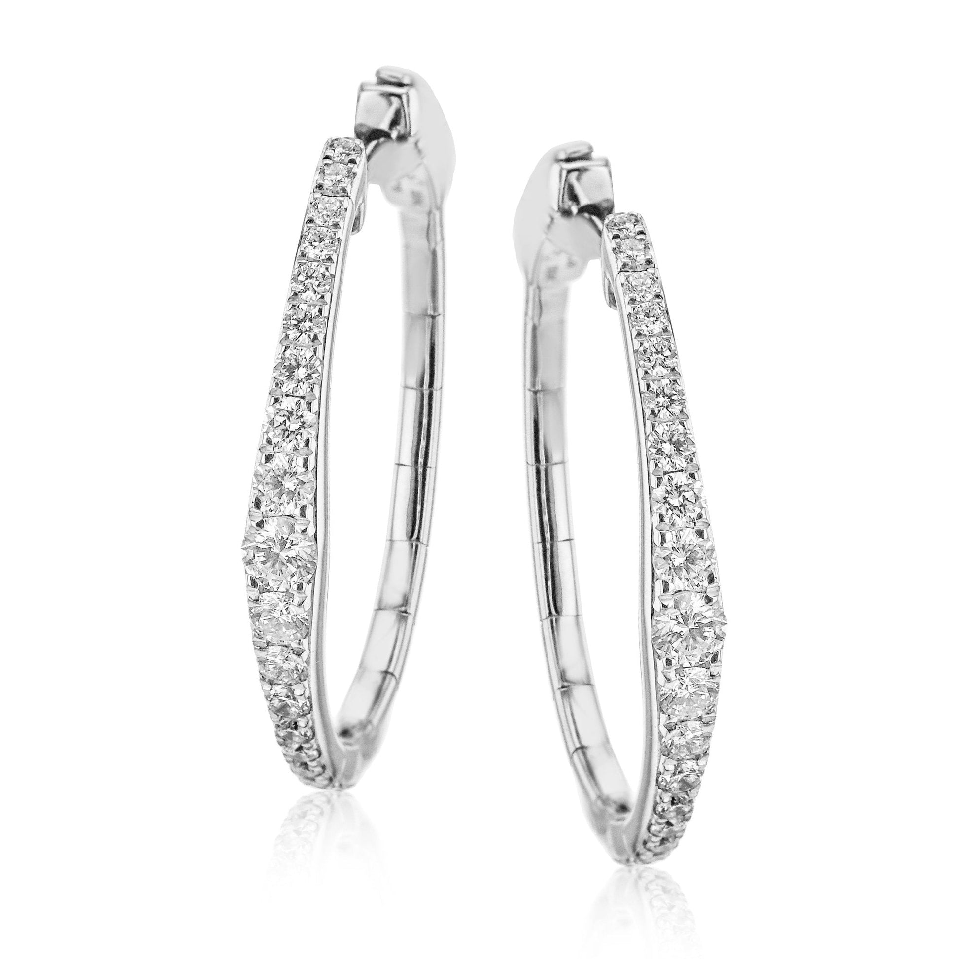 hoop-earrings-in-18k-gold-with-diamonds LE4650