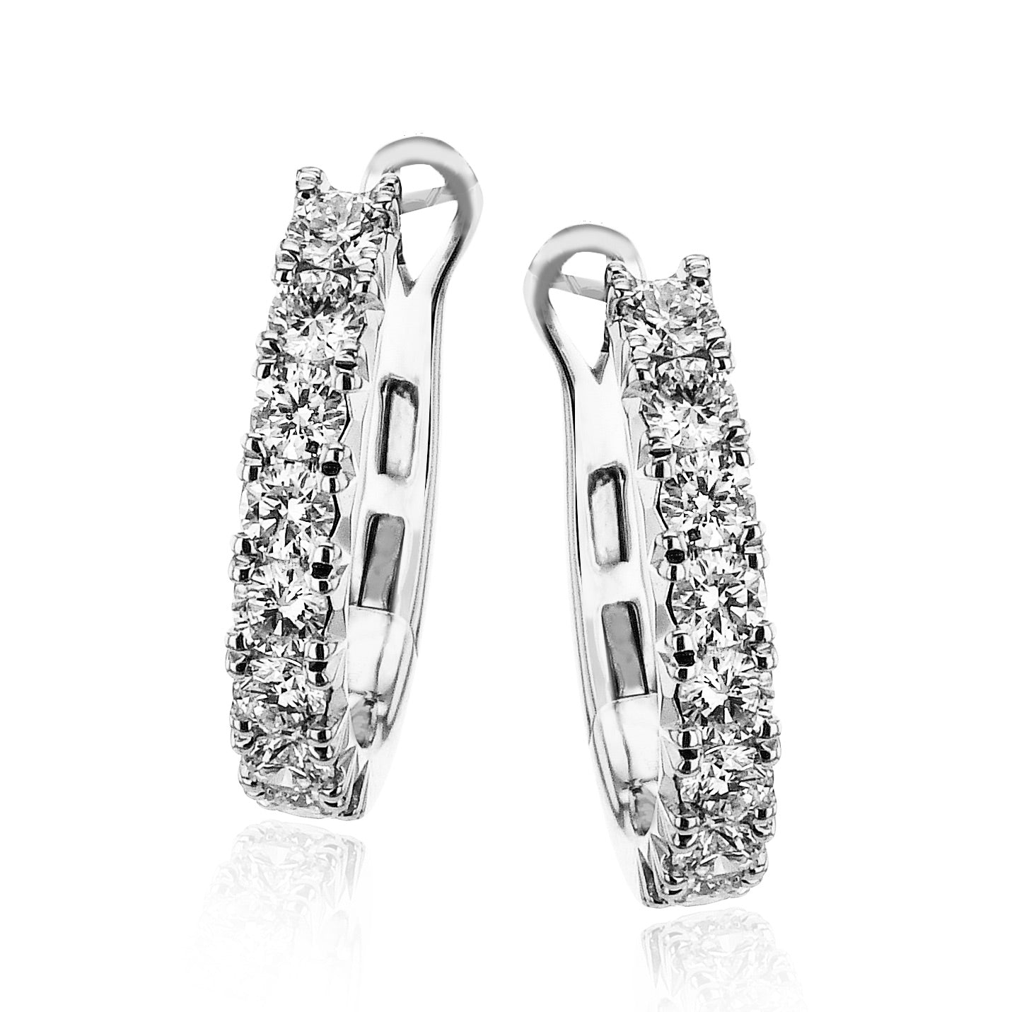 hoop-earrings-in-18k-gold-with-diamonds LE4957