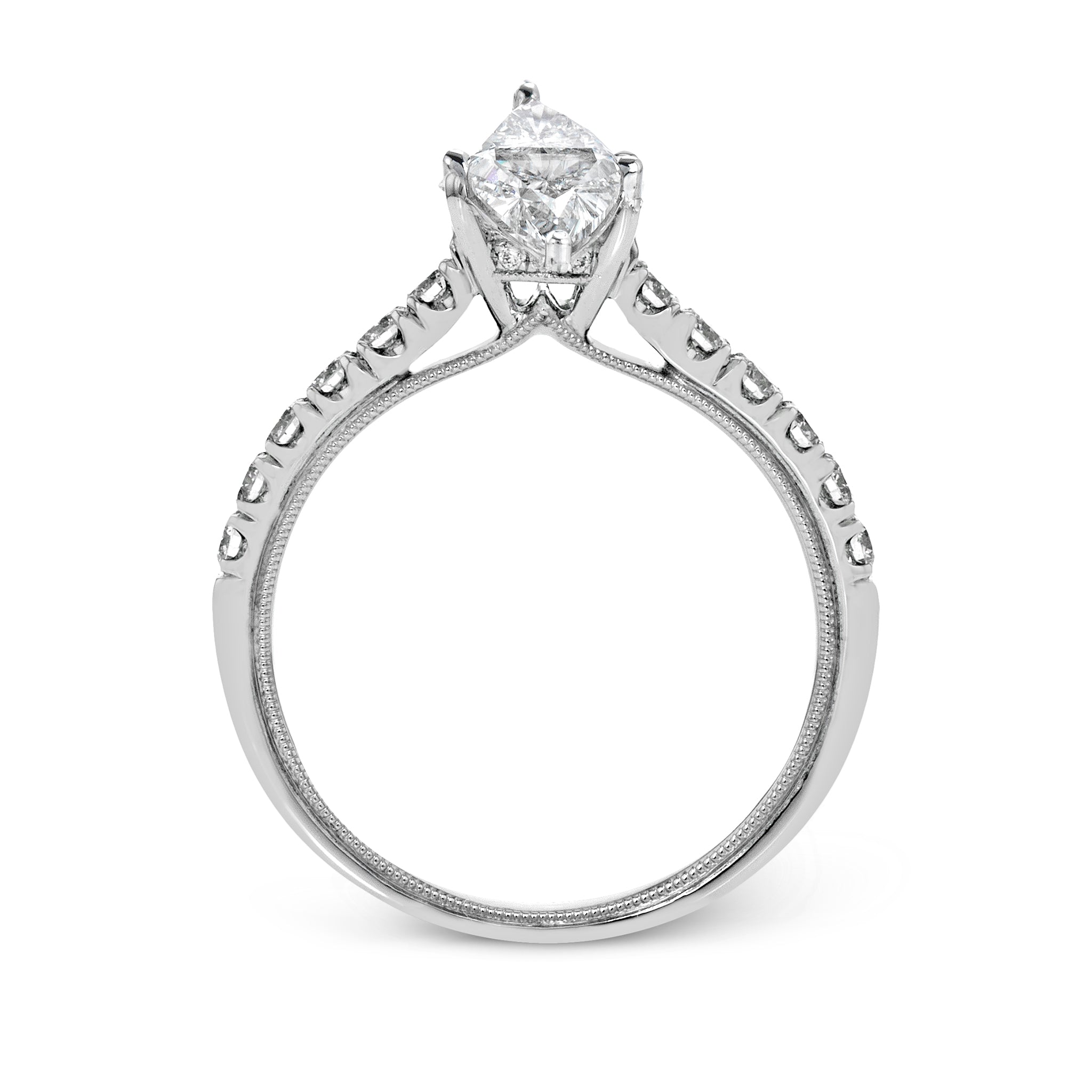 marquise-cut-engagement-ring-in-18k-gold-with-diamonds