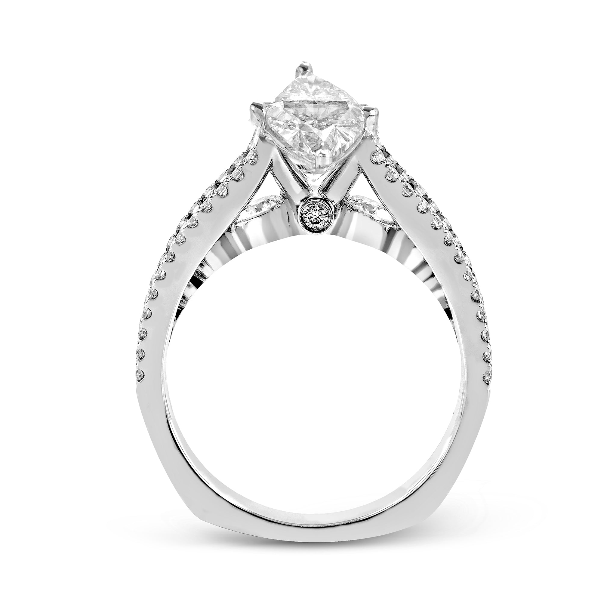 marquise-cut-split-shank-engagement-ring-in-18k-gold-with-diamonds