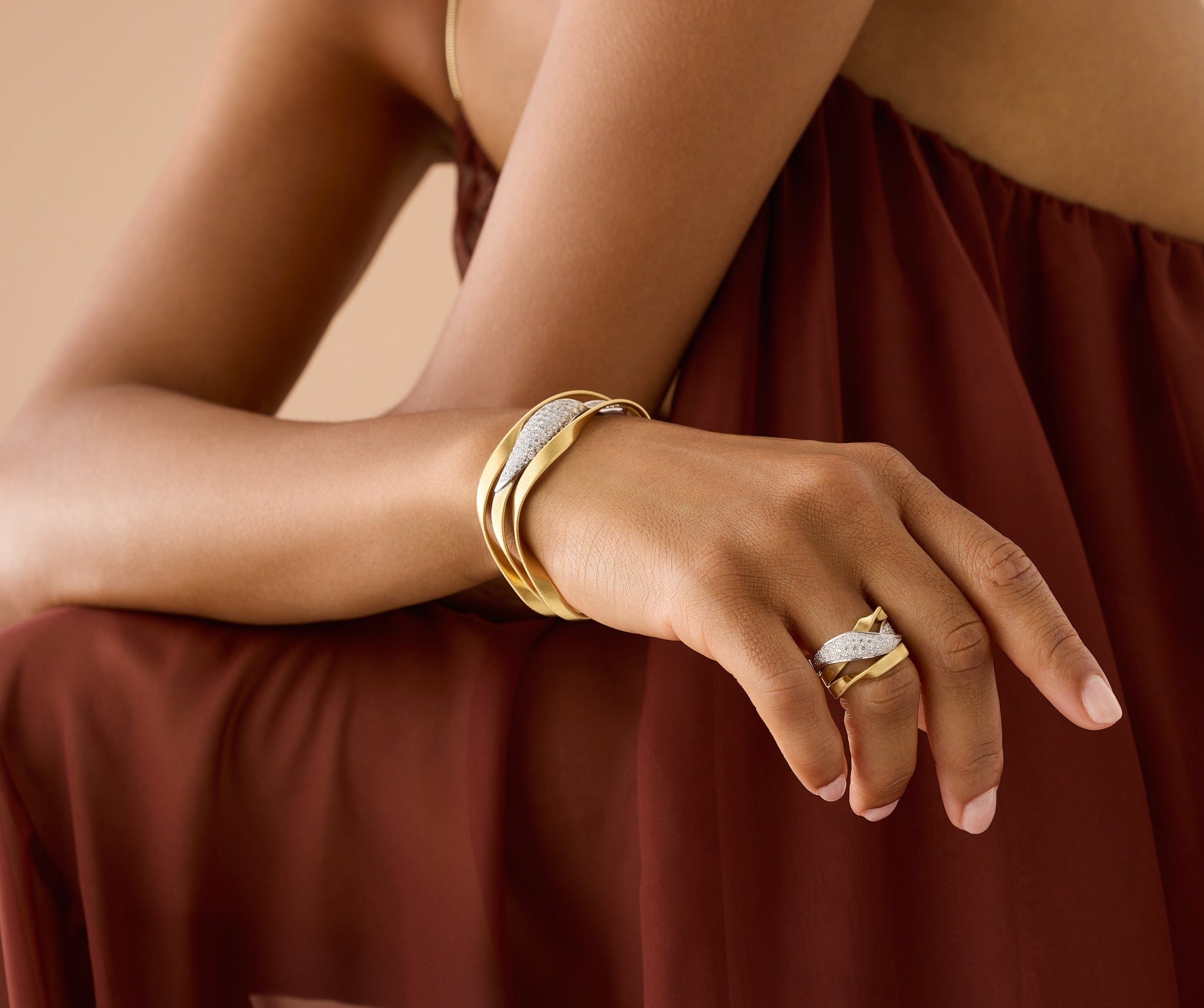 18kt yellow 3-strand gold ring with diamond pav