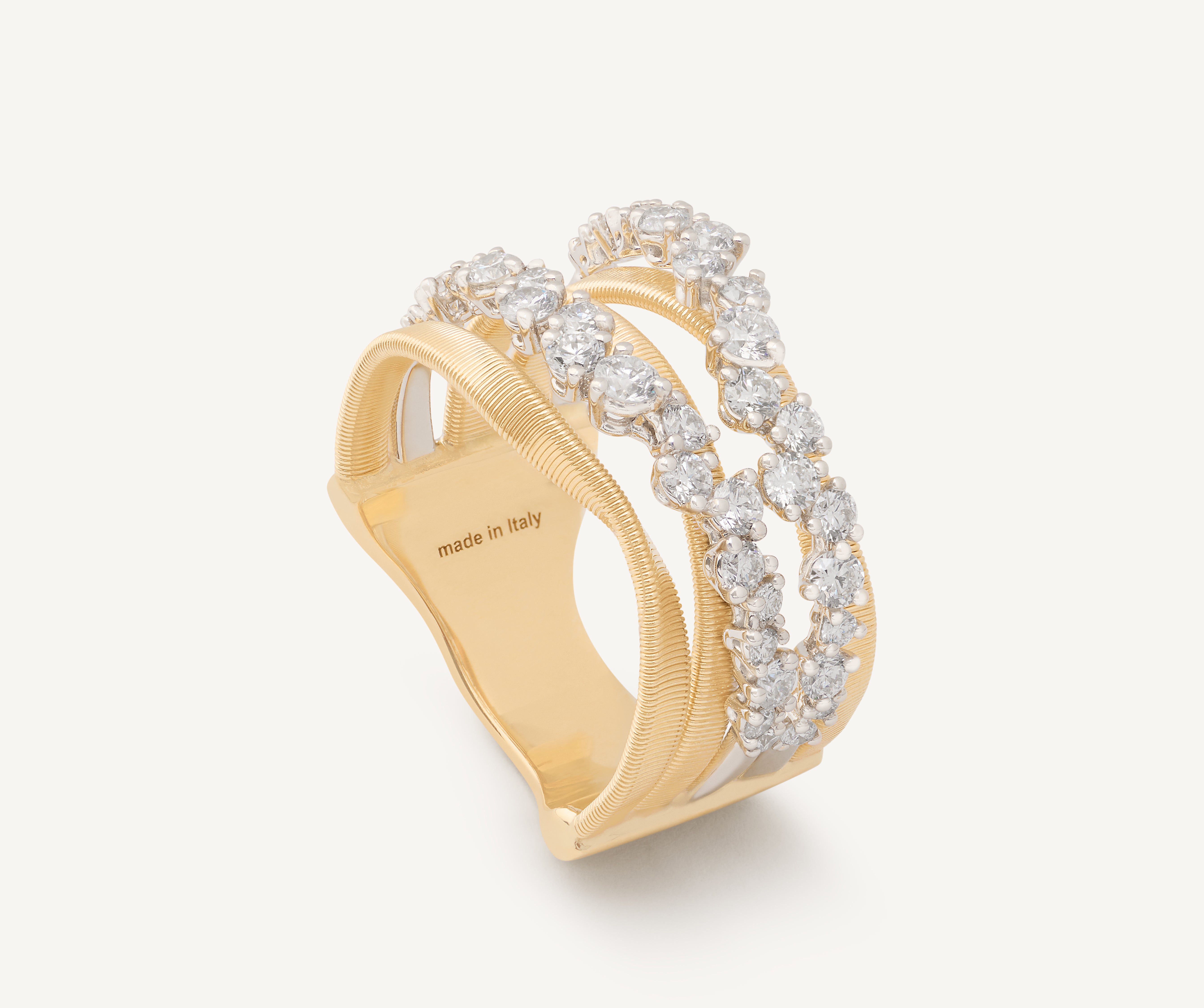 18kt yellow gold 3-strand ring with double diamond row
