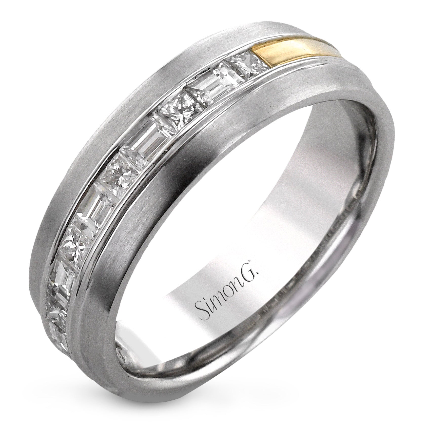 Men's Wedding Band in 14k Gold with Diamonds