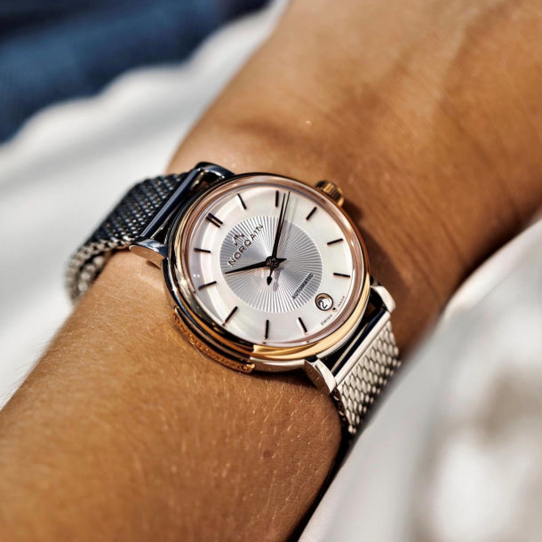 NORQAIN  Freedom 60 Steel & Gold N2800G82A/M28G/281S