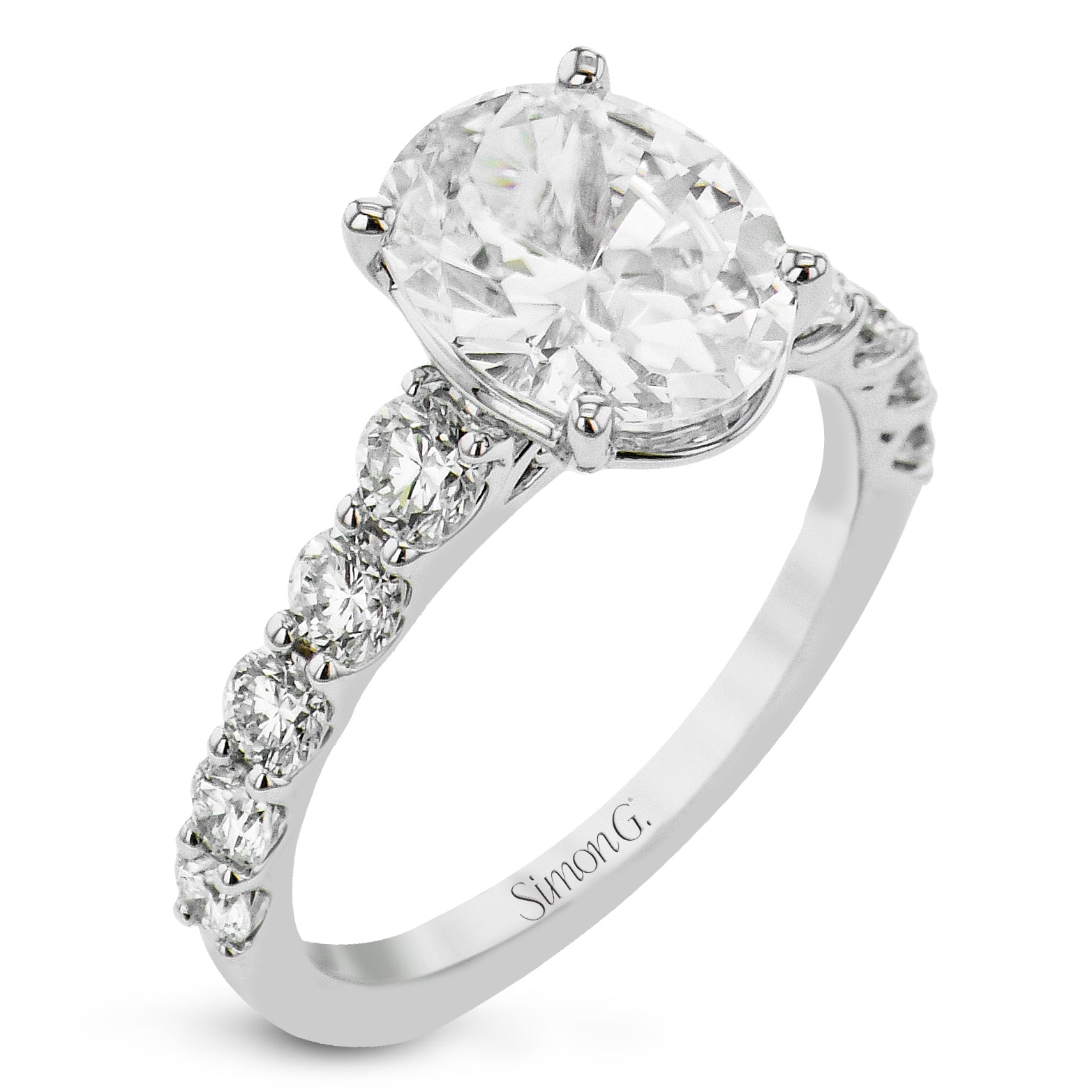 oval-cut-engagement-ring-in-18k-gold-with-diamonds