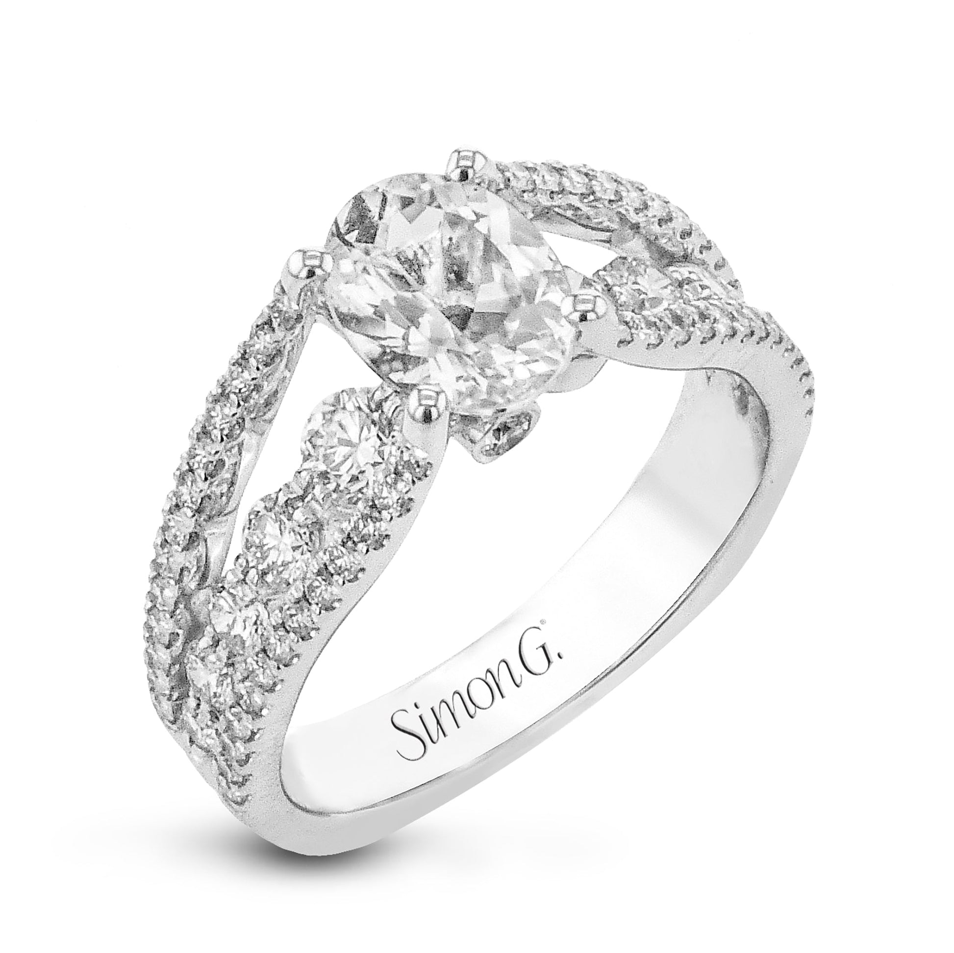 oval-cut-split-shank-engagement-ring-in-18k-gold-with-diamonds