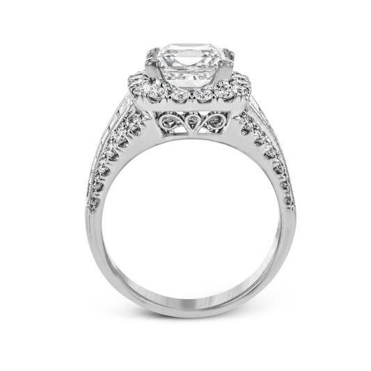 princess-cut-halo-engagement-ring-in-18k-gold-with-diamonds
