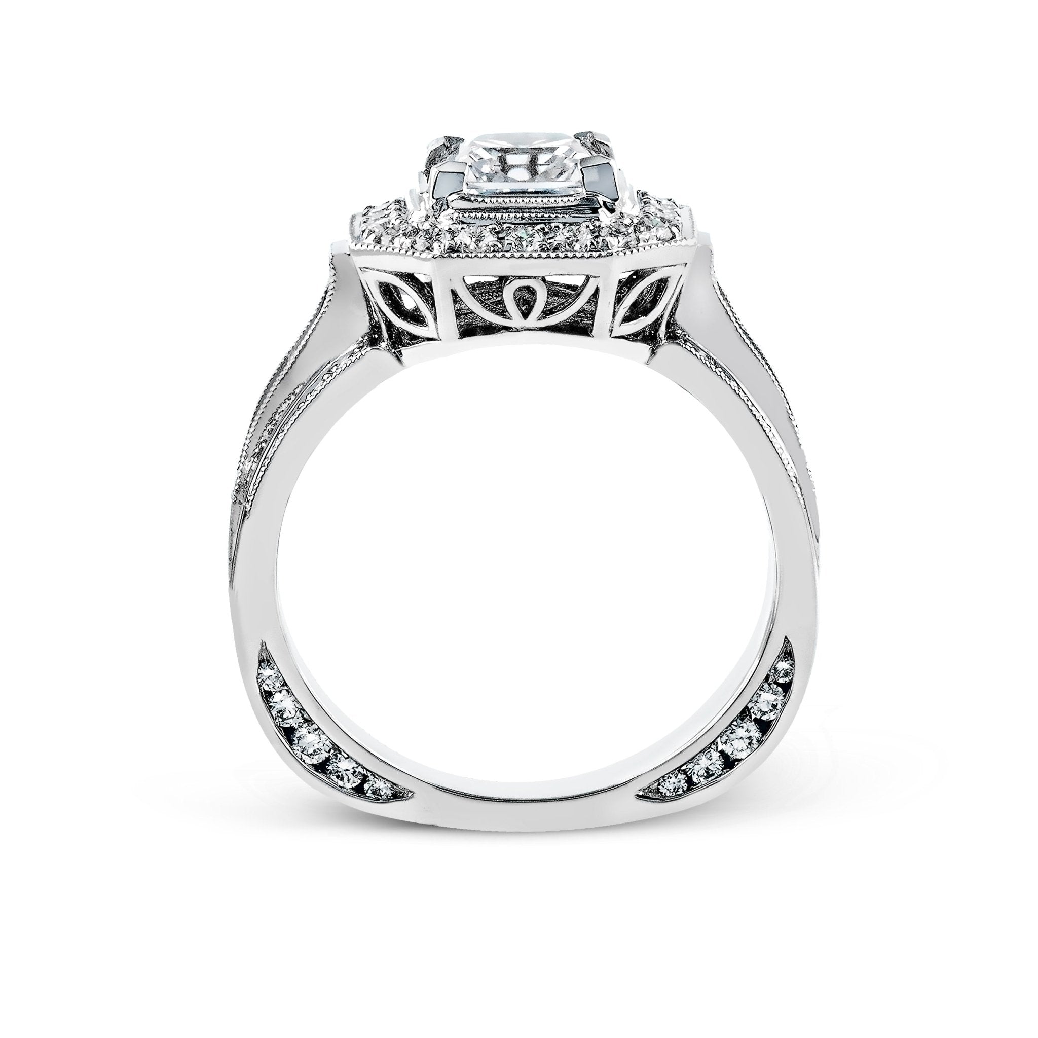 princess-cut-halo-engagement-ring-in-18k-gold-with-diamonds