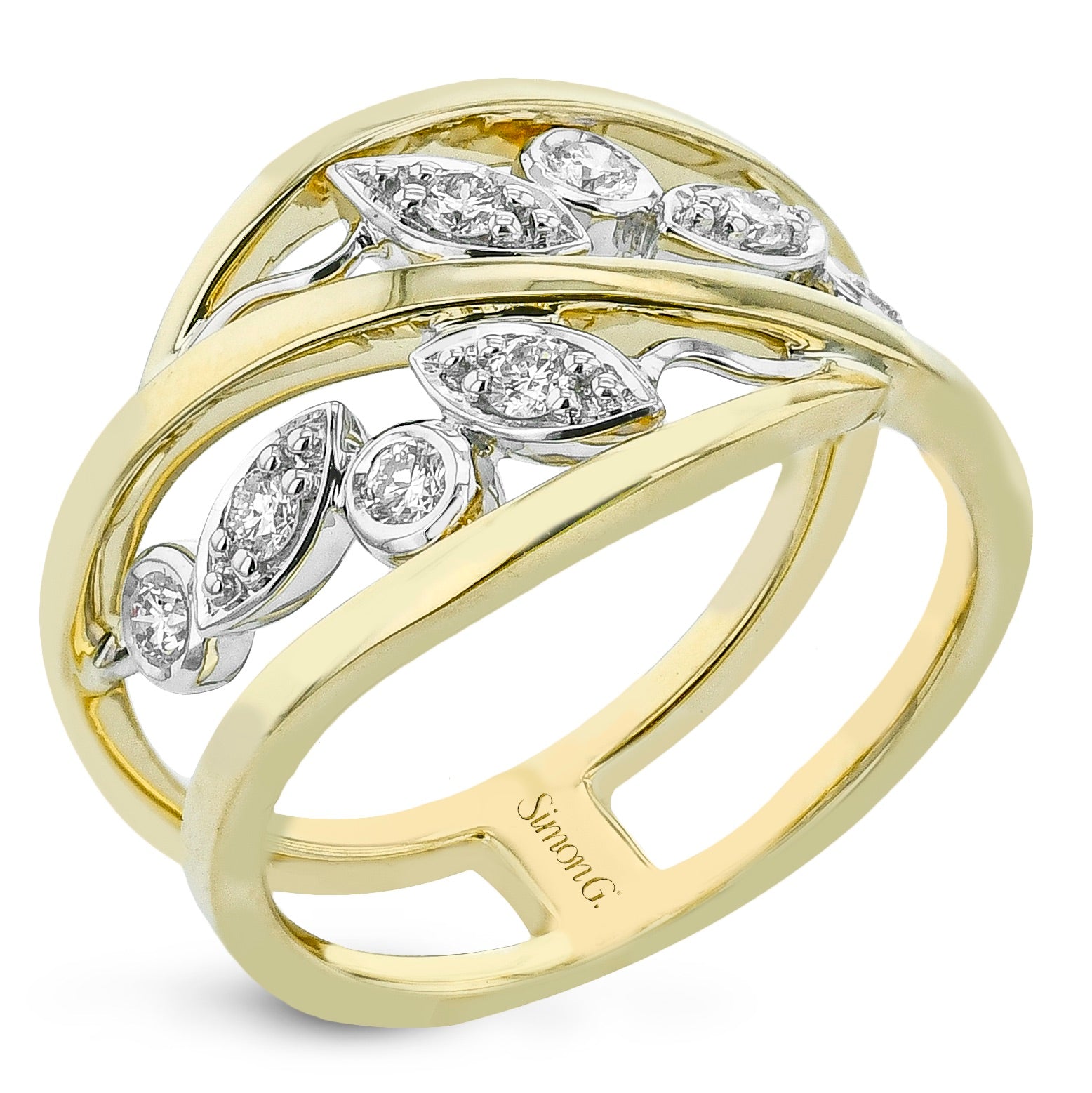 Fashion Ring in 18k Gold with Diamonds
