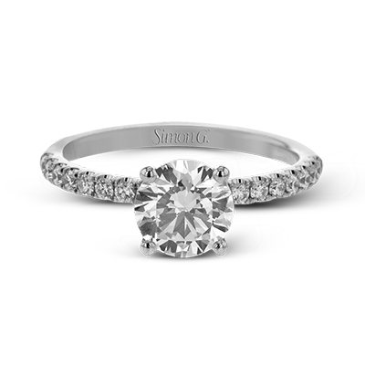round-cut-engagement-ring-in-18k-gold-with-diamonds