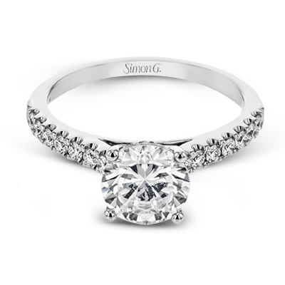 round-cut-engagement-ring-in-18k-gold-with-diamonds