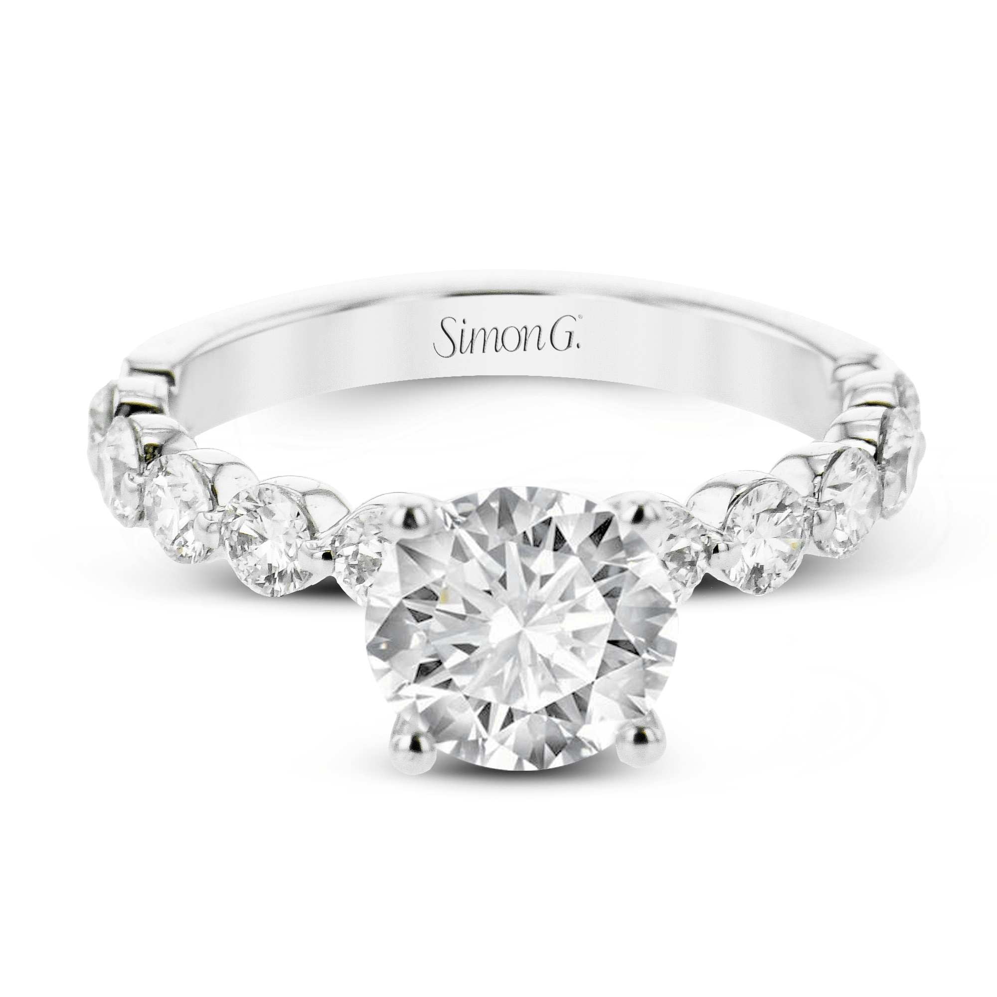 round-cut-engagement-ring-in-18k-gold-with-diamonds