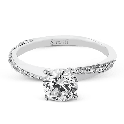 round-cut-engagement-ring-in-18k-gold-with-diamonds