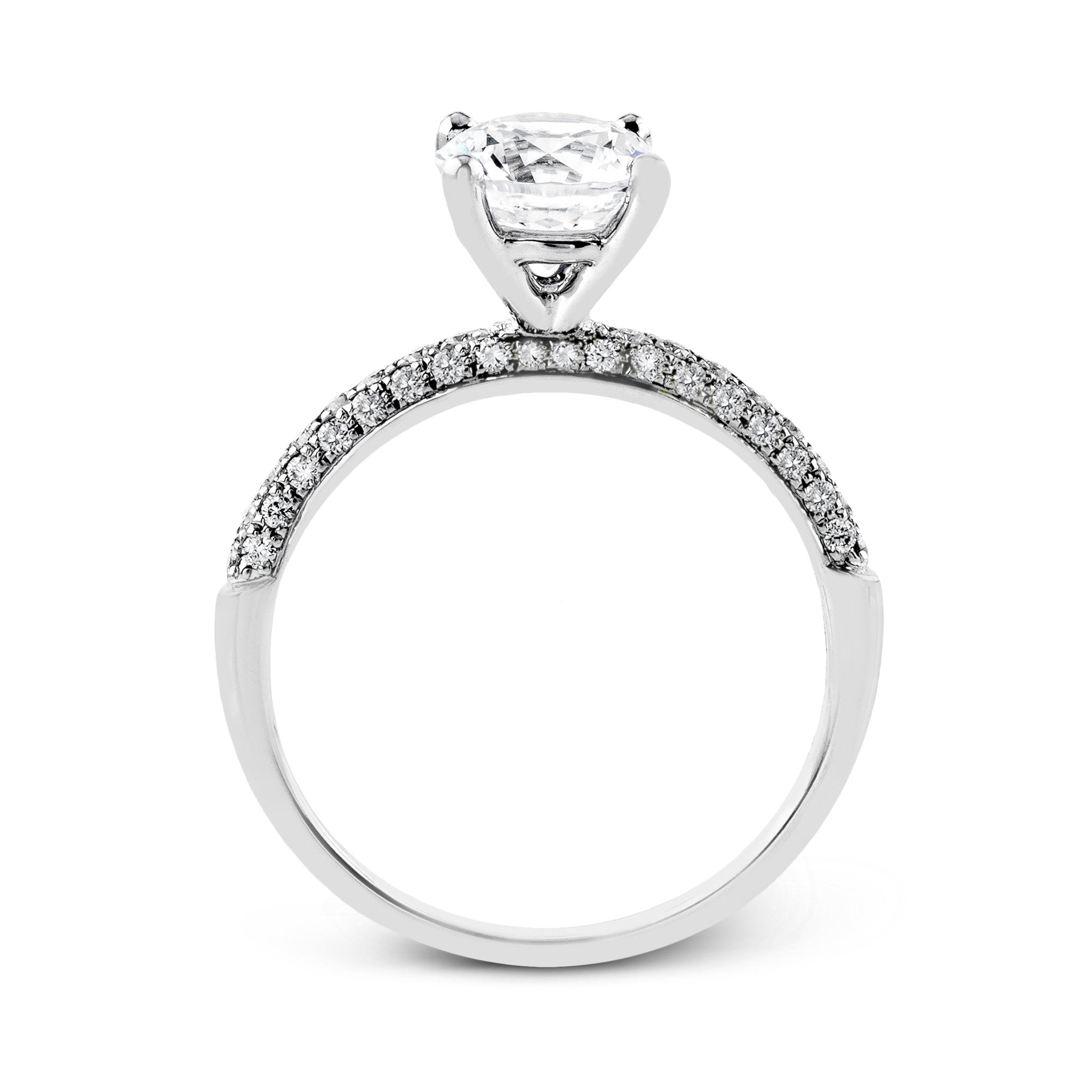 round-cut-engagement-ring-in-18k-gold-with-diamonds