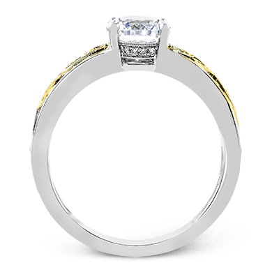 round-cut-engagement-ring-in-18k-gold-with-diamonds