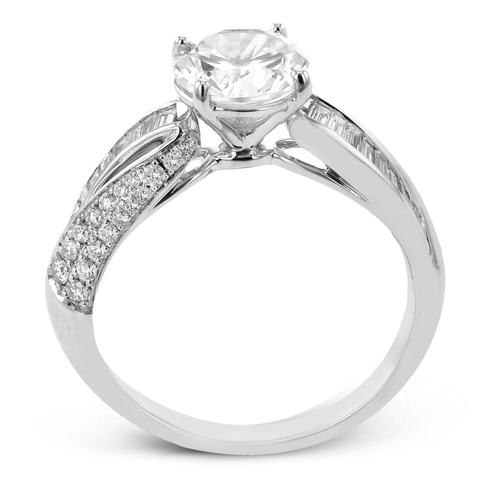 round-cut-split-shank-engagement-ring-in-18k-gold-with-diamonds