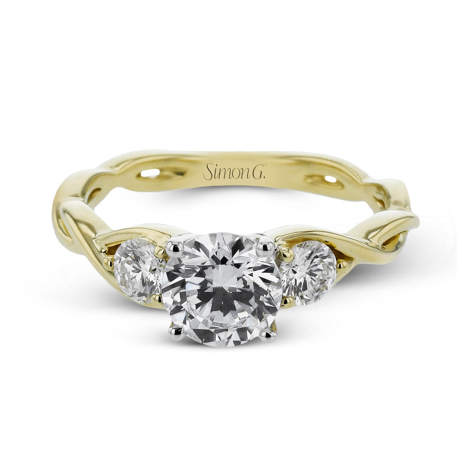 round-cut-three-stone-engagement-ring-in-18k-gold-with-diamonds