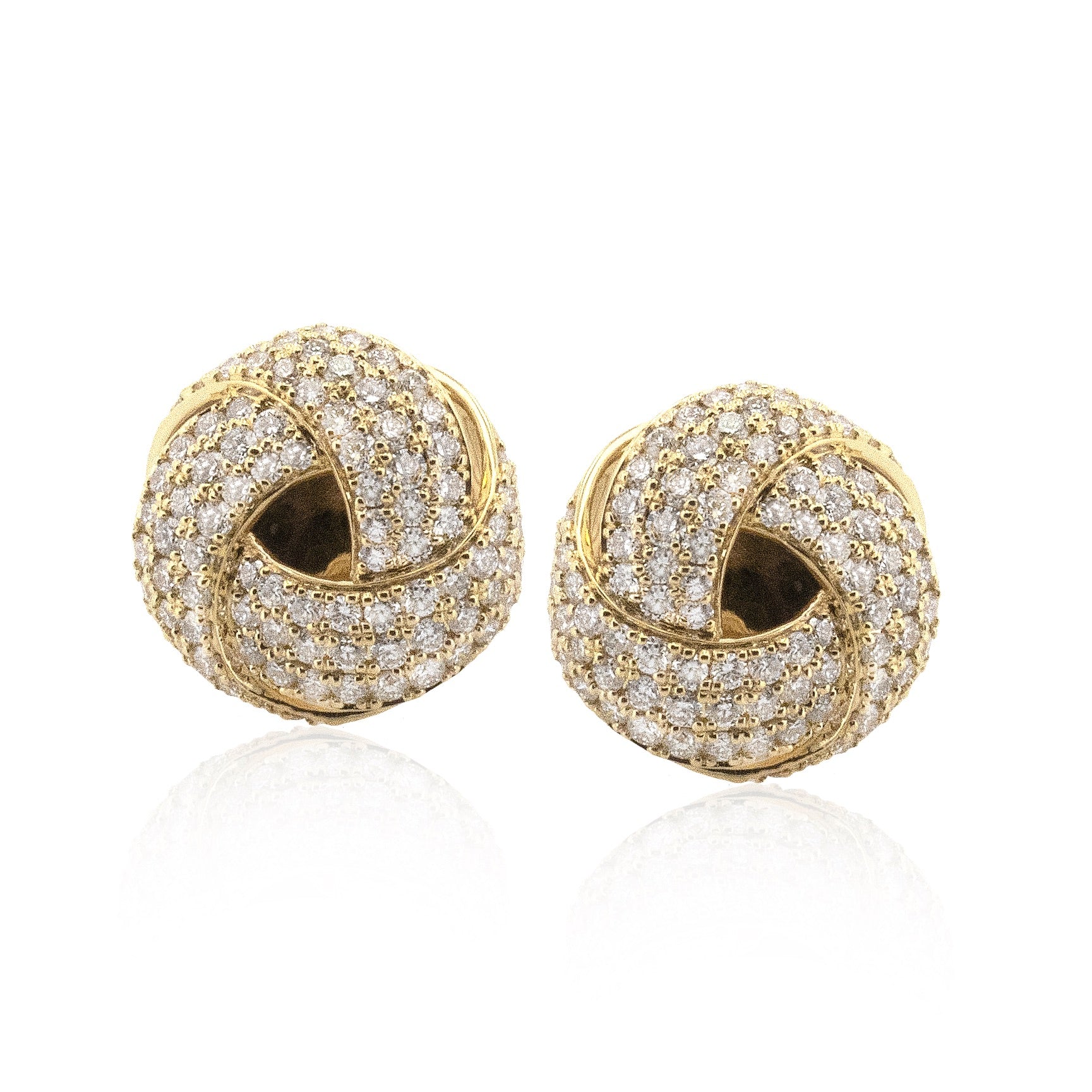 stud-earrings-in-18k-gold-with-diamonds LE4717