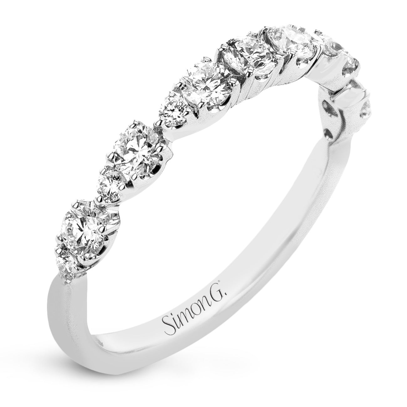 Wedding Band in 18k Gold with Diamonds